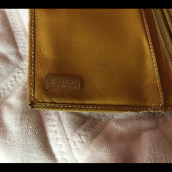 Vintage Authentic Gucci Long Wallet with Coin Purse - Picture 2 of 6